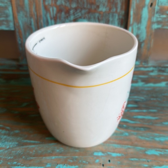 The Pioneer Woman Flea Market Floral Ceramic Measuring Cup 32 Oz/4 Cups - Picture 5 of 9